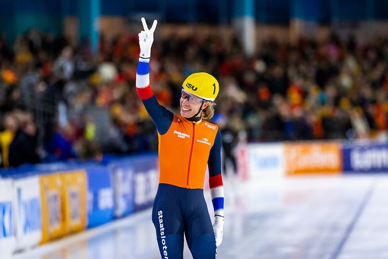 Glunderende Jorrit Bergsma reageert na gouden mass start op diskwalificatie: 'Het was niet mijn schuld'