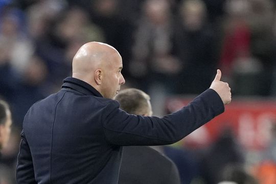 Het is voor Arne Slot een zegen als uitgerangeerde veteraan Mohamed Salah deze winter ophoepelt bij Liverpool