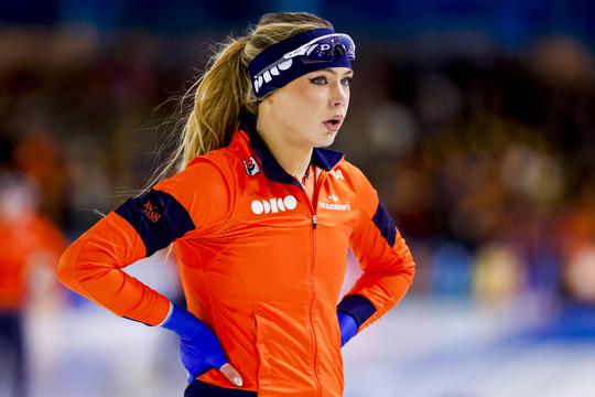 Topschaatsster Jutta Leerdam kent geslaagd weekend ondanks 'megaklap': 'Daar schrik je enorm van'