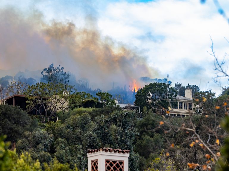 Grote zorgen in Los Angeles: dodelijke bosbranden komen in de buurt van iconische, olympische plek