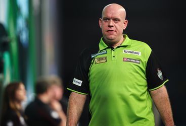 Topdarter Michael van Gerwen kiest voor gezin na drukke periode en slaat tv-toernooi over