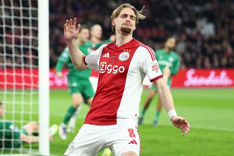 Details over bijna afgeronde transfer Ajacied Kenneth Taylor bekend: hoge transfersom en snelle deal