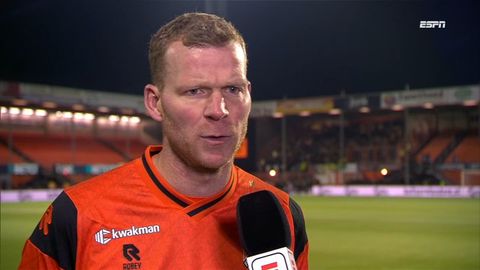 'Schandálige' scheidsrechter zorgt voor cynisme bij Volendam-ster: 'Vond jij van wel dan?'