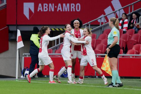 Ajax tegen Feyenoord wordt beslist door topscorer Eredivisie Vrouwen en eigen goal