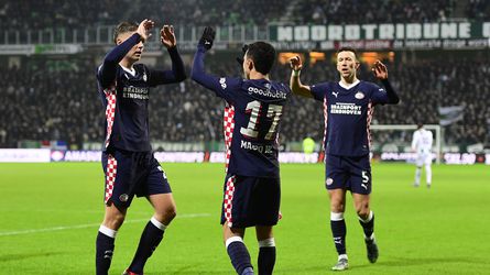 PSV blijft op koers voor vroegste titel ooit dankzij benauwde zege op FC Groningen