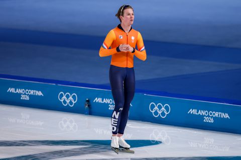Live olympische 5000 meter | Nederlandse schaatsers zien medaillekansen afnemen, toppers later in actie