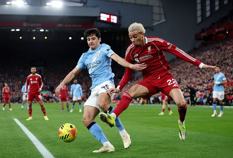 Live Premier League | Arne Slot op zoek naar openingstreffer in absolute kraker tegen Manchester City