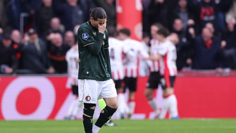 Live Eredivisie | Feyenoord wil tegen worstelend FC Utrecht eindelijk weer juichen: Robin van Persie verrast in opstelling