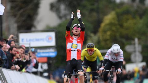 Sluwe Mattias Skjelmose pakt zesde etappe Parijs-Nice