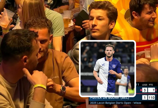 Voetballers gespot in dartspubliek: oud-Ajacied ziet landgenoot winnen op Belgian Darts Open
