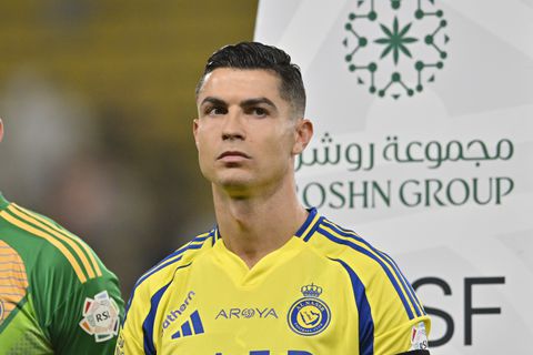 Cristiano Ronaldo opent aanval op fan en is trefzeker voor Al Nassr: 'Je bent lelijk'