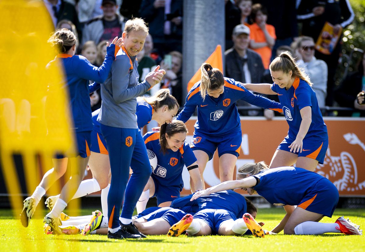 Er heerst geen stress richting Noorwegen bij Oranje Leeuwinnen na verlies in Italië: 'Hebben al veel meegemaakt'