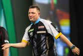 Chris Dobey was maandag de sterkste. © PDC Darts