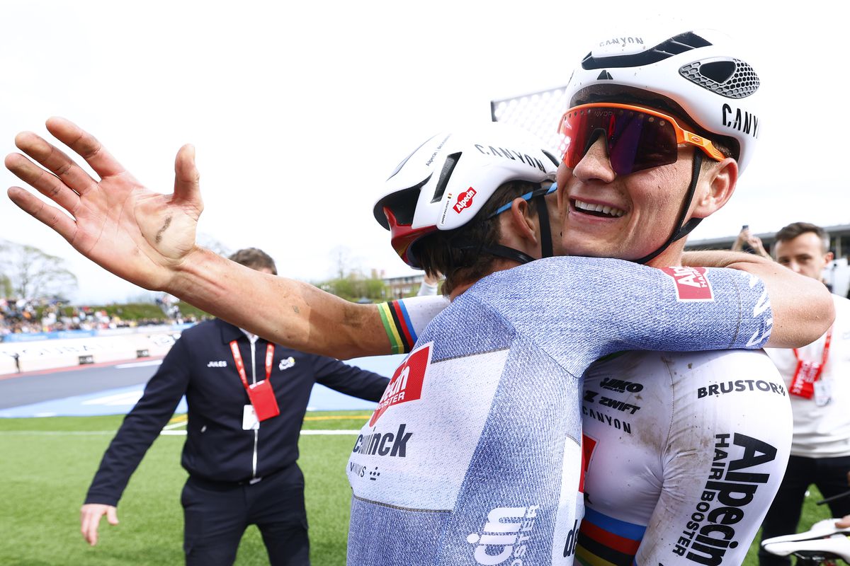 'Niet menselijk': Mathieu van der Poel zonder blaren na Parijs-Roubaix, in tegenstelling tot rest van het peloton