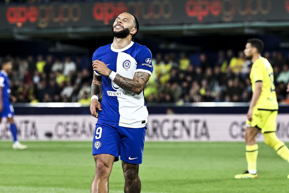 Memphis Depay mist Champions League-tweeluik met Borussia Dortmund door spierblessure