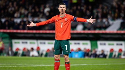 'Verdrietige' Cristiano Ronaldo deelt bijzondere foto: 'Ik ben voor altijd dankbaar'