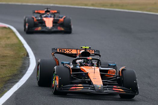 Spanning loopt op bij grote concurrenten Max Verstappen, 'stevige vragen na mislukte tactiek'