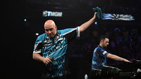 Ergernis over rare darts-regel: 'Ze zijn zo vol van zichzelf'