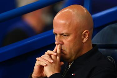 Van held naar schlemiel: Arne Slot breekt negatieve records met Liverpool