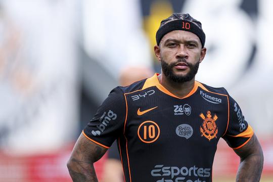 Memphis Depay voor de rechter na 'verboden' contact met Nederlands elftal