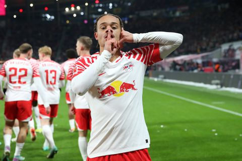 'Paris Saint-Germain probeert PSV buitenspel te zetten in zaak-Xavi Simons'
