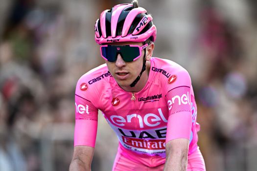 Giro d'Italia, etappe 6 | Slaat Tadej Pogacar in mini-Strade Bianche opnieuw toe?