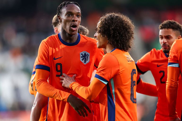 Veel buitenlandse interesse in talentvolle Nederlander: Oranje dreigt 22-jarige spits kwijt te raken