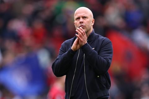 Arne Slot geeft signaal voor volgend seizoen met Liverpool: 'Ik maak me absoluut geen zorgen'