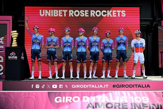 Ploeg van topsprinter Dylan Groenewegen baart opzien met beginnersfout vlak voor start van Giro: 'Dat zijn we vergeten'
