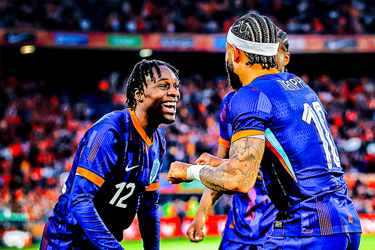 Opvallende bijnaam van Jeremie Frimpong voor Memphis Depay