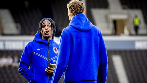 Mooie beelden: spelers van Oranje genieten zichtbaar van zinderende finale Roland Garros