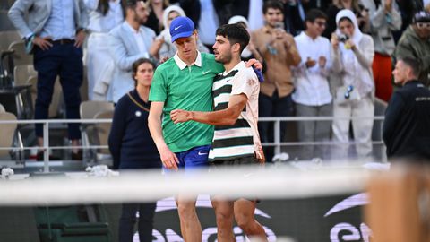 Carlos Alcaraz en Jannik Sinner zorgen voor bijzonder record in finale Roland Garros