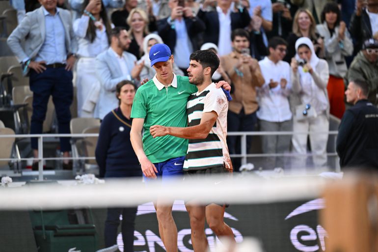 Carlos Alcaraz en Jannik Sinner zorgen voor bijzonder record in finale Roland Garros