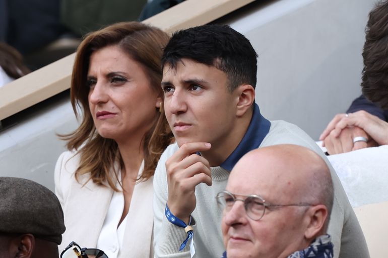 Formule 1-coureur in vrij weekend gespot bij topwedstrijd op Roland Garros