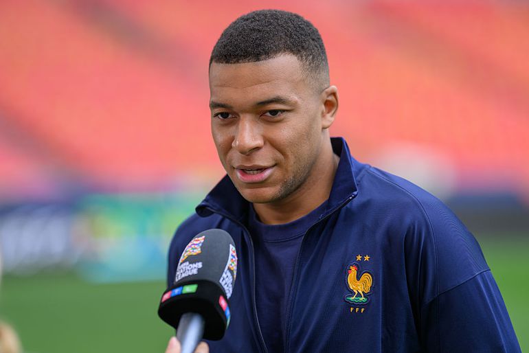 Sterspeler Kylian Mbappé onthult zijn voorkeur voor de Ballon d'Or: 'Moet ik dat nog uitleggen?'
