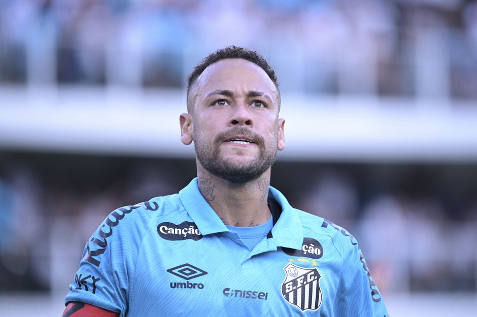 Santos deelt heftige diagnose van stervoetballer Neymar: 'Hij had al dagen klachten'