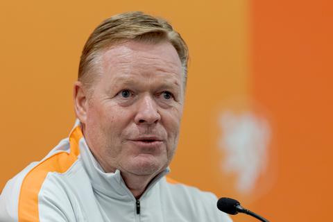 LIVE | Nederlands elftal speelt tegen Oezbekistan laatste oefenduel voor begin van WK voetbal