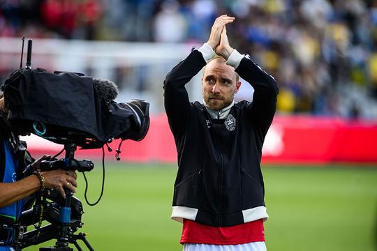 Christian Eriksen laat van zich horen na in elkaar zakken tijdens wedstrijd: 'Heeft een enorme impact gehad'