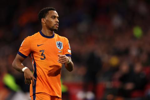Enorme dreun voor Nederlands elftal: Jurriën Timber haakt op laatste moment af voor WK voetbal