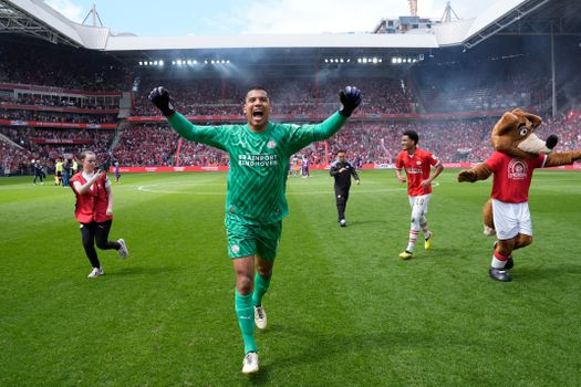 'Zaakwaarnemer van PSV-keeper Walter Benitez praat met Atlético Madrid'