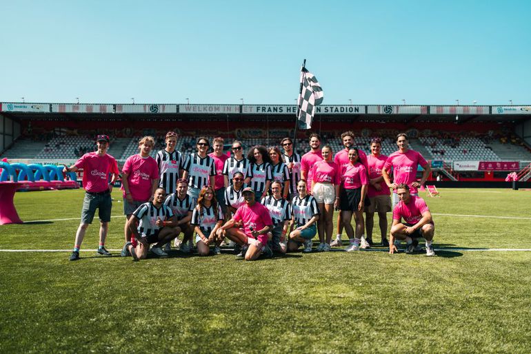 Amateurteams winnen pikante deal met sponsor EasyToys