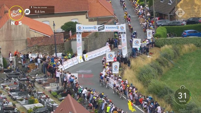 Enorme rel in Tour de France door 'respectloze' actie van wielerfans op kerkhof: 'Hoe kan iemand dit doen?'