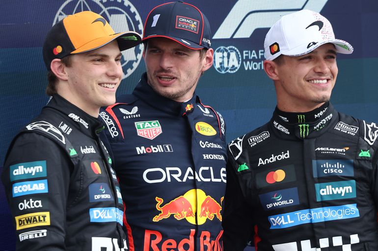 Rivaal van Max Verstappen treedt in voetsporen van beroemde modellen met opvallende stap tijdens titelstrijd