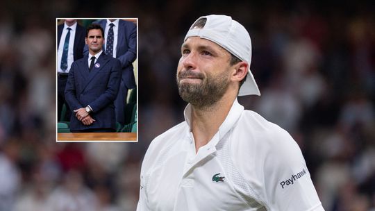 Ex-toptennisser Roger Federer kijkt verschrikt toe tijdens ramp voor goede vriend op Wimbledon