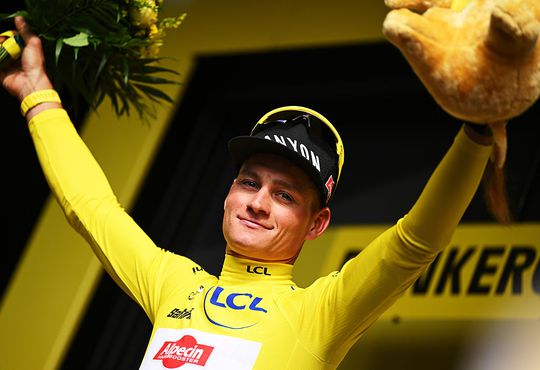 Forse kritiek op opmerkelijke Tour de France-uitzendingen NOS: 'Stop er alsjeblieft mee!'