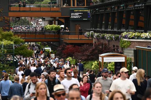 Schandaal op Wimbledon: medewerker vindt opmerkelijk object in eten