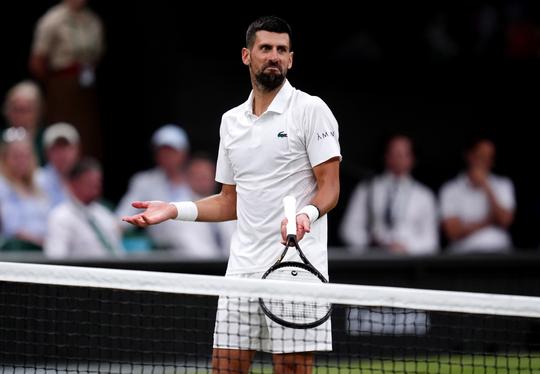 Toptennisser Novak Djokovic (39) krijgt straf na uitbarsting op Wimbledon