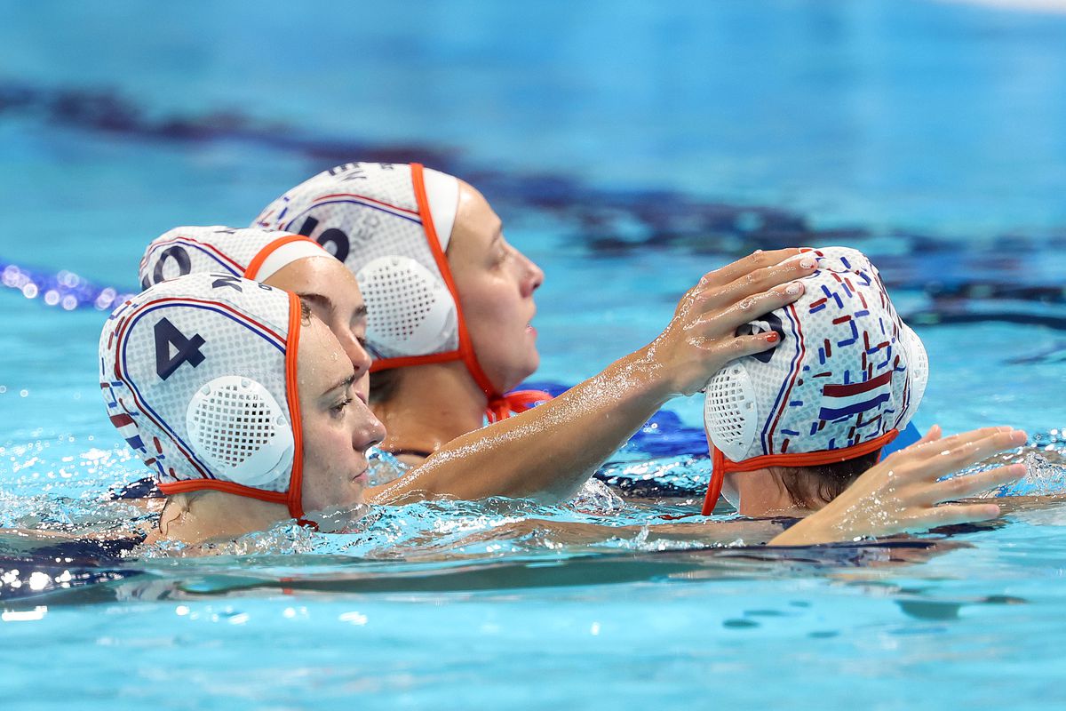 Nederlandse waterpolosters lopen ondanks ongekende comeback olympische finale mis, Spanje na penalty's te sterk in thriller