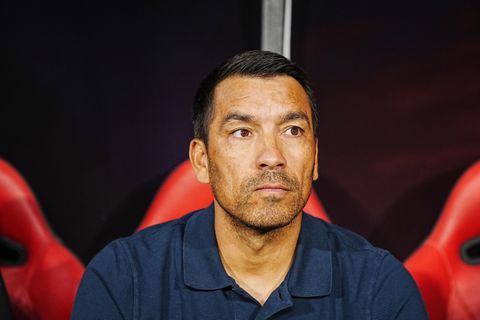 Ex-topvoetballer Giovanni van Bronckhorst deelt droevig nieuws over geliefd persoon