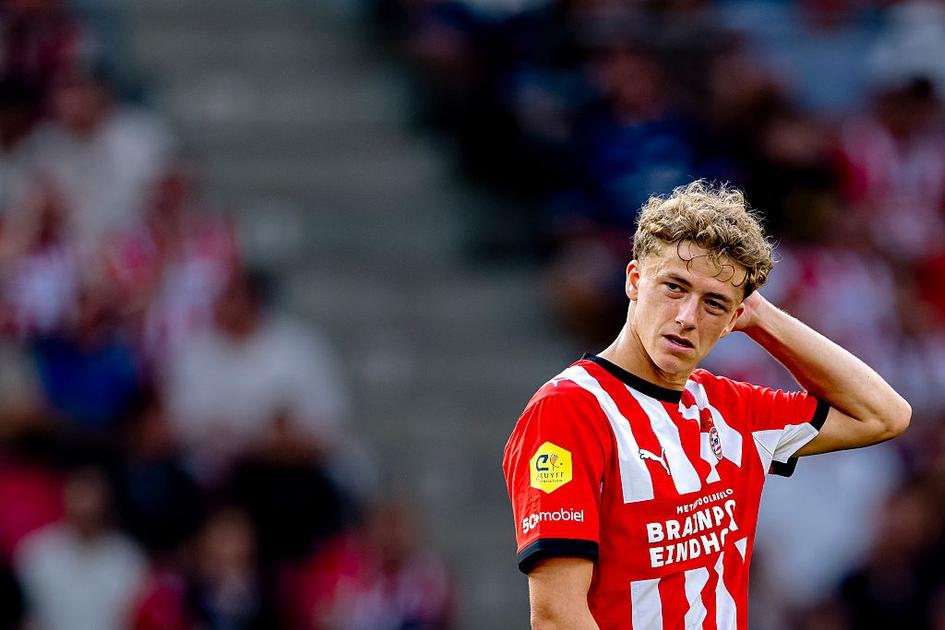 Live Eredivisie | Vier duels op het programma, landskampioen PSV en twee promovendi in actie